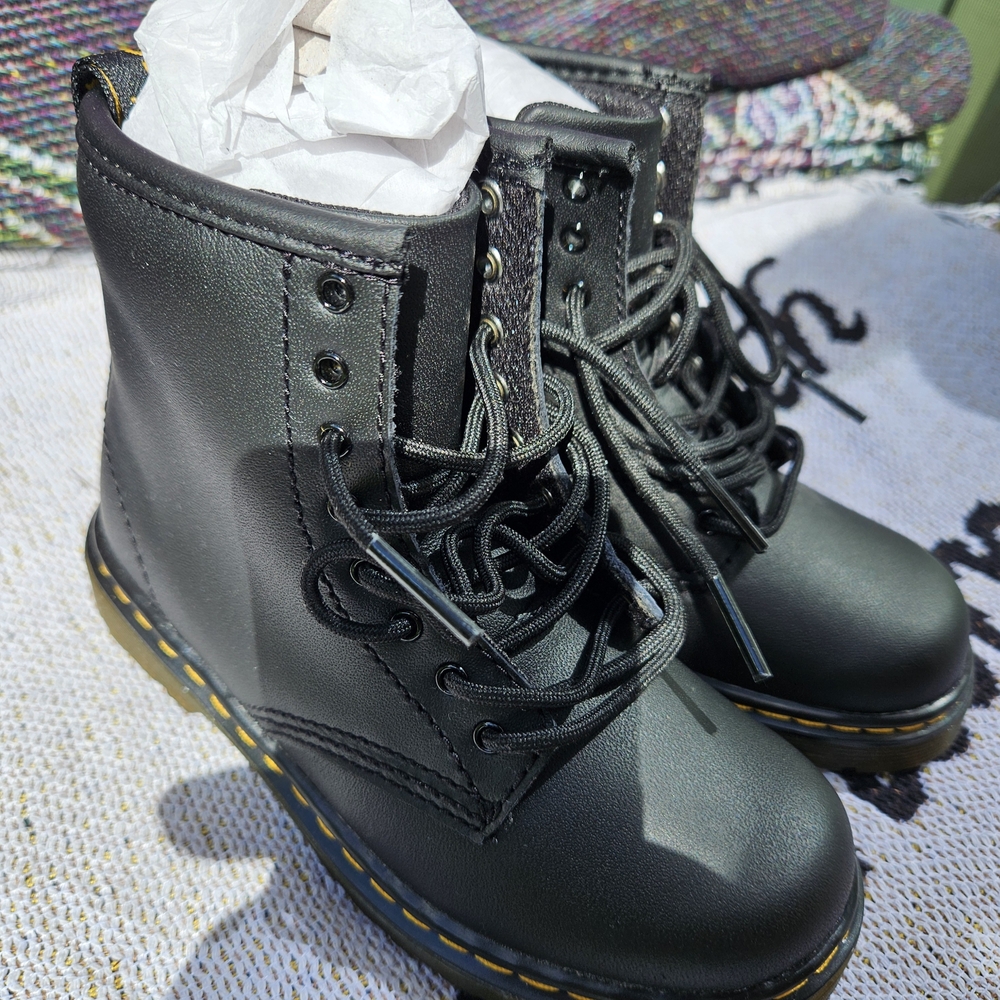 Dr. Martens Kids Black Lace-Up Boots